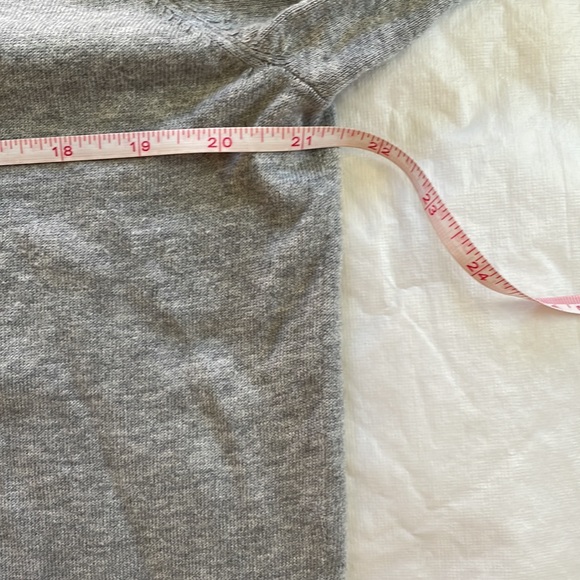 Uniqlo Premium Cotton Cardigan in Gray Size-Large - Picture 7 of 10